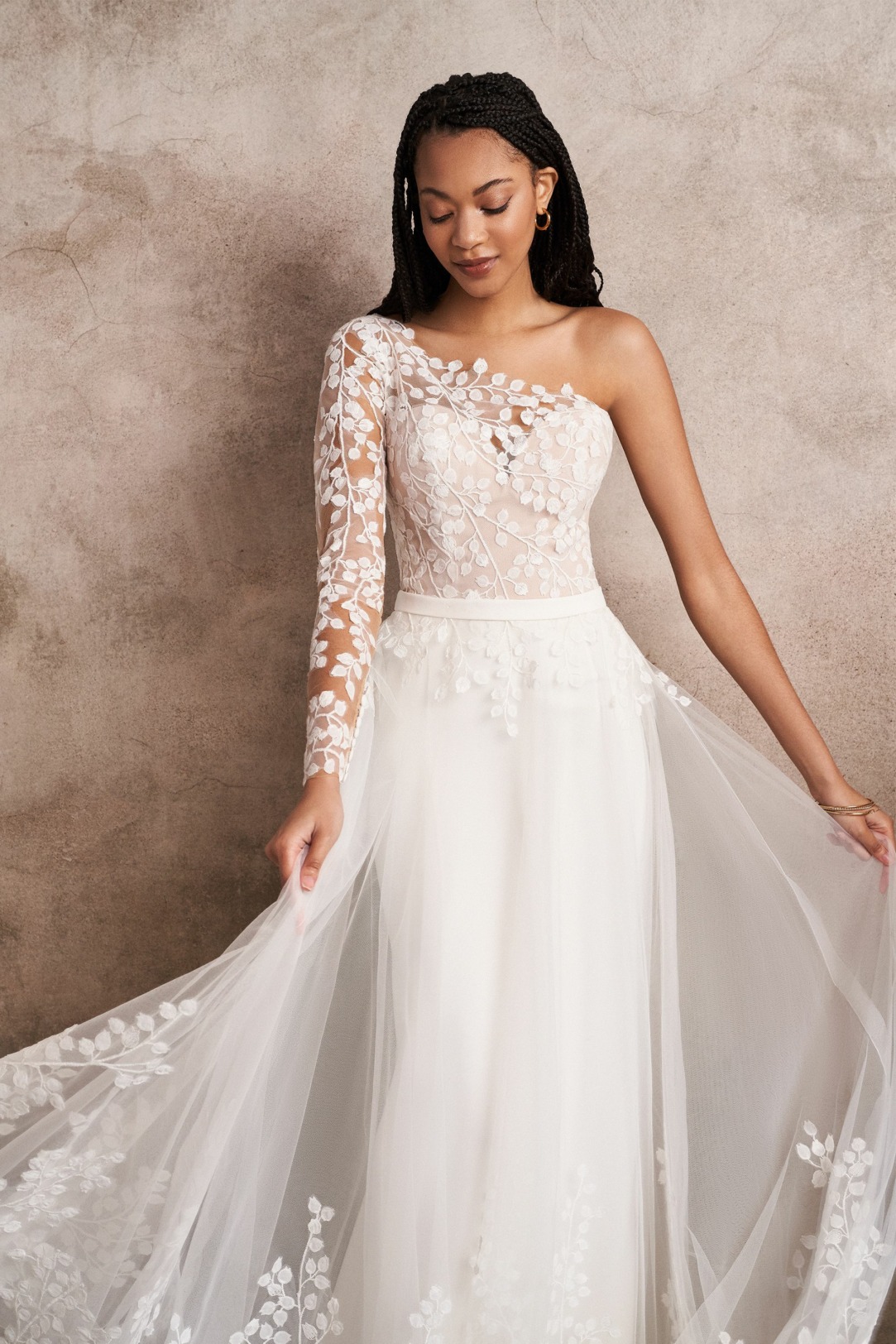 Hochzeitskleider Brautkleider im Fit'n Flare Stil Modell 66223sk ein absoluter Hingucker ist dieses Oneshoulder Kleid mit abnehmbarem Tüllrock