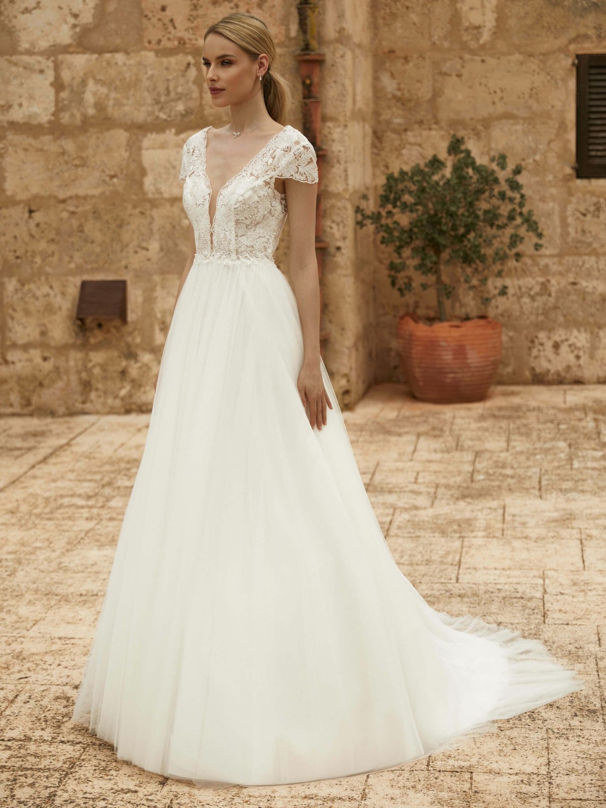 bianco evento bridal dress hannah 1